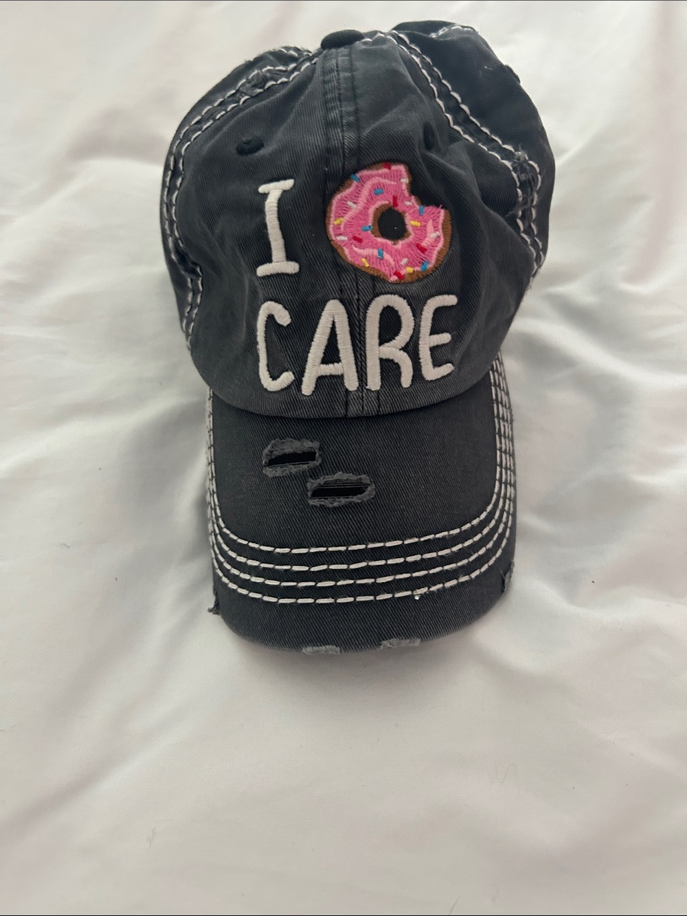 KBETHOS Black Baseball Cap with Pink Donut Patch